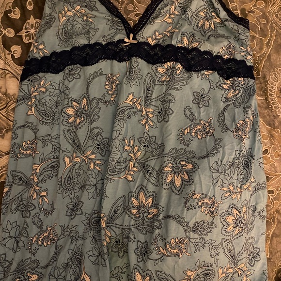 Angel nightgown very good condition - Picture 3 of 4